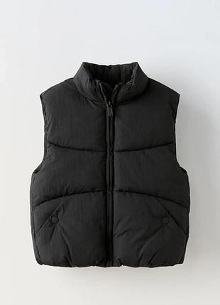 Чорна жилетка zara