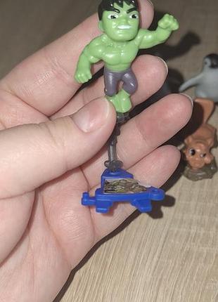 Фигурка kinder 2