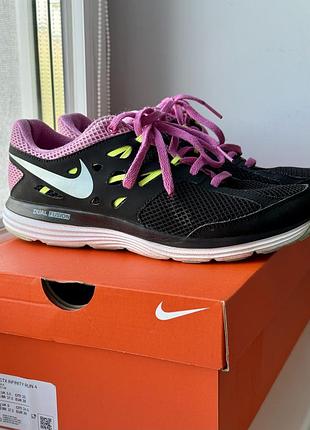 Оригінальні кросівки nike 2