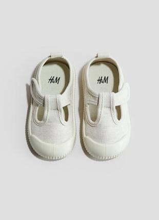 Сандалі h&m 20/11 2