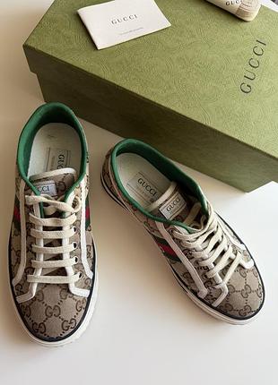 Кеди жіночі gucci з монограмою