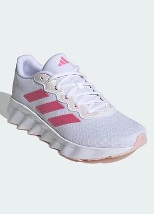 Оригінальні кросівки adidas