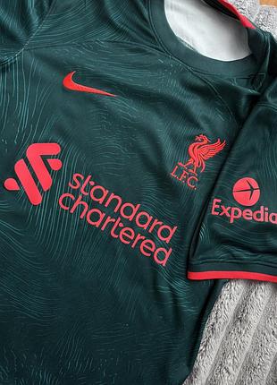Оригінальна футболка nike liverpool fc 22/23 third (розмір s) / ліверпуль