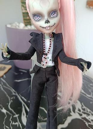 Ooak lady gaga zombiе 5