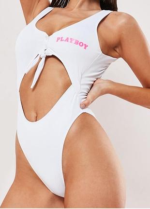 Суцільний купальник жіночий в рубчик playboy missguided