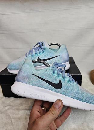Кросівки nike free 37.5  розмір 3