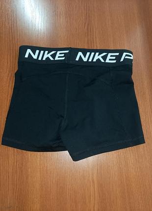 Шорты nike. размер s 2