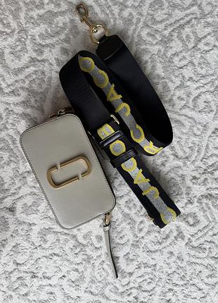 Жіноча сумка marc jacobs the snapshot бежева