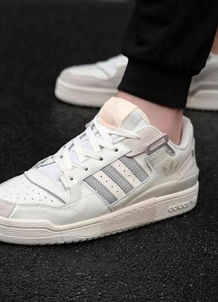 Мужские кроссовки adidas forum бежевые демисезонные кроссы хорошего качества с перфорацией адидас форум
