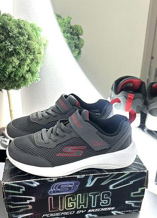 Кросівки для дітей skechers lights сірі з червоним 35 розмір