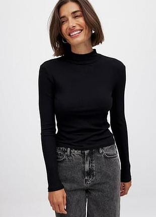 Лонгслів жіночий h&m чорний в рубчик