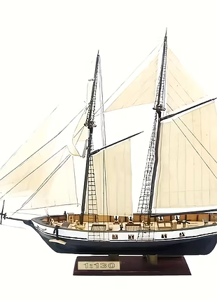 Дерев'яна збірна модель корабля hms surprise