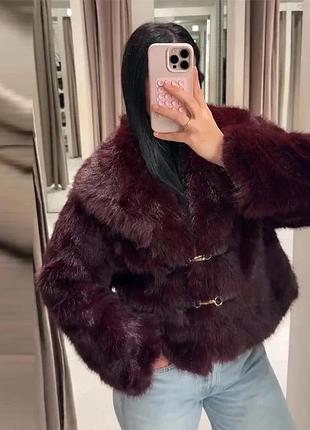 Бордова шуба від бренду zara  .м