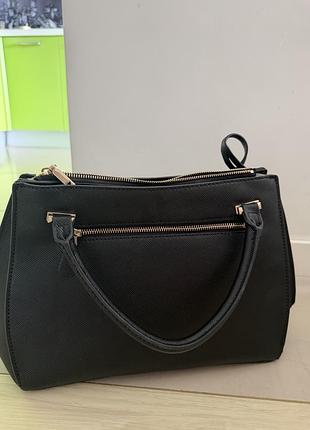 Жіноча сумка  guess чорна 3