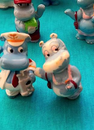 Іграшкові фігурки kinder сім'я бегемотів 90-х років 2