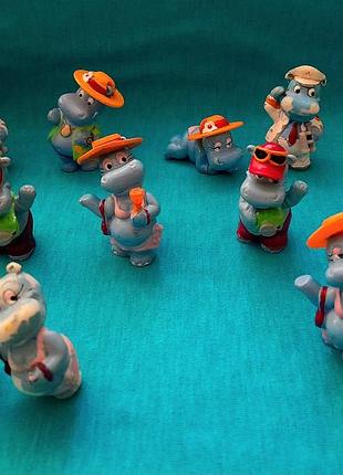 Іграшкові фігурки kinder сім'я бегемотів 90-х років