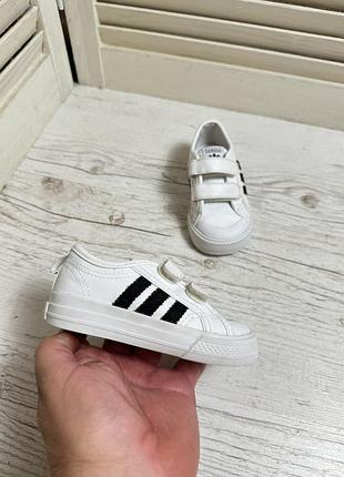 Кросівки adidas nizza