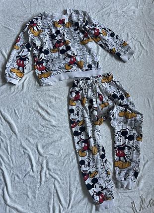 Костюм повседневный прогулочный микки маус h&m на мальчика 128 см 7-8 лет