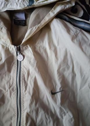 Вітровка чоловіча nike бежева 3