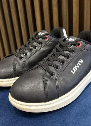Кеди для хлопчика levi’s чорні, р. 35, устілка 23 см