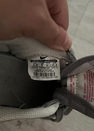 Кросівки nike 4