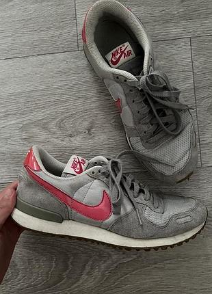 Кросівки nike