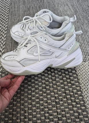 Кросівки nike білі шкіряні 2