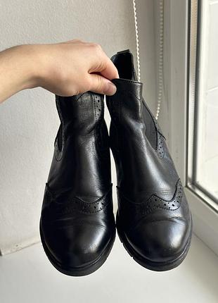 Ботинки жіночі 37 4
