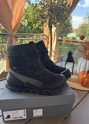Черевики для підлітків ecco biom k2 gore-tex чорні р. 39 (устілка 25 см)