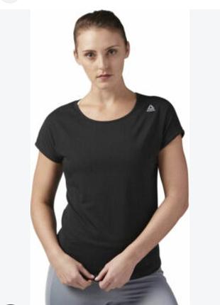 Спортивна футболка reebok розмір m