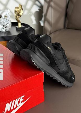 Nike phoenix waffle gtx all black