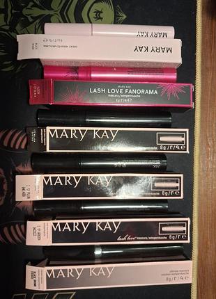 Туш для вій mary kay lash love fanorama чорна