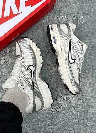 Nike air max moto 2k 7