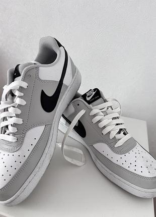 Кросівки чоловічі nike сіро-білі, розмір 42