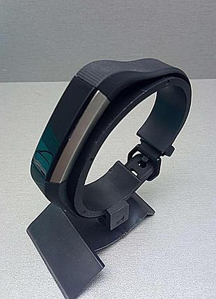 Смарт-часы браслет б/у fitbit alta 5