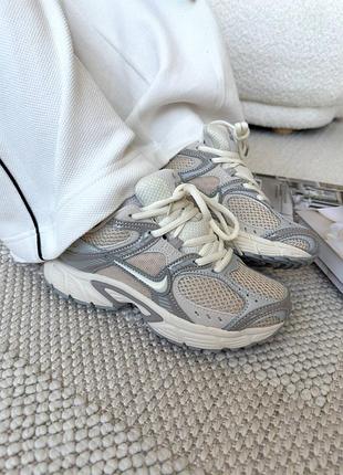 Nike v5 rnr beige