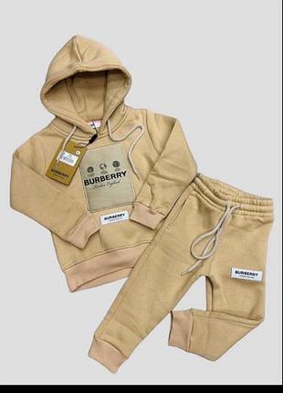 Повсякденний костюм для хлопчика burberry бежевий теплий