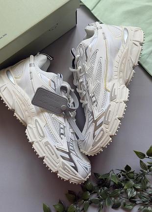Off-white be right back white