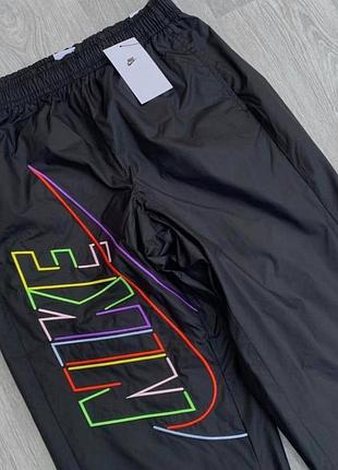 Нейлонові штани nike 2