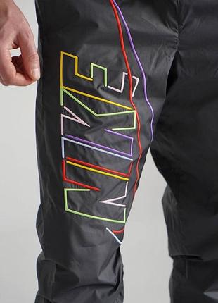 Нейлонові штани nike 5