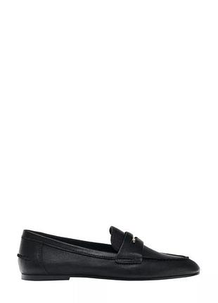 Кожаные черные лоферы zara