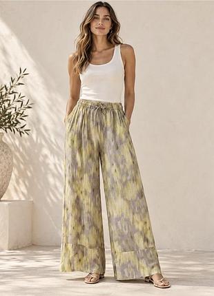 Брюки palazzo ramie с принтом zara