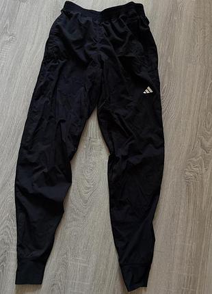 Спортивні штани жіночі adidas aeroready running чорні розмір xs