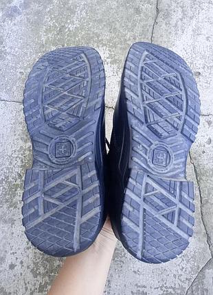 Туфлі шкіряні dr. martens 4