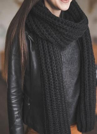 Черный шарф крупной вязки ladies scarf