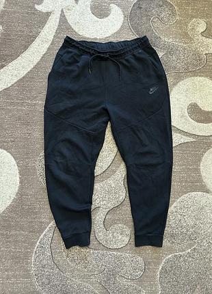 Спортивні штани nike tech fleece