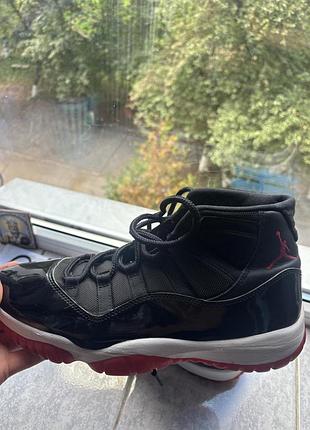Jordan air 11 retro bred 45 розмір устілка 29,5 см.