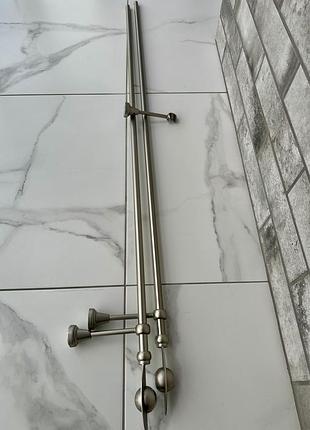 Продам карниз  одинарний металевий 268 см