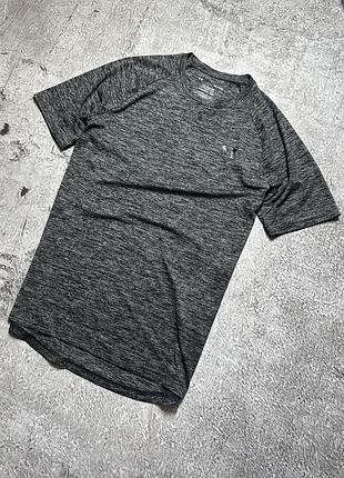Чоловіча футболка under armour
