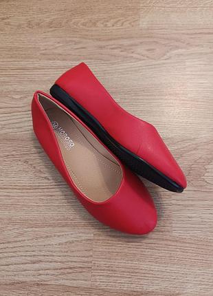 Яркие красные балетки для девочки horoso, р. 34,35,36